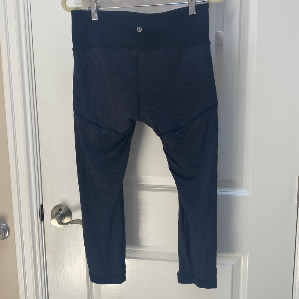 Lululemon black size 6 leggings